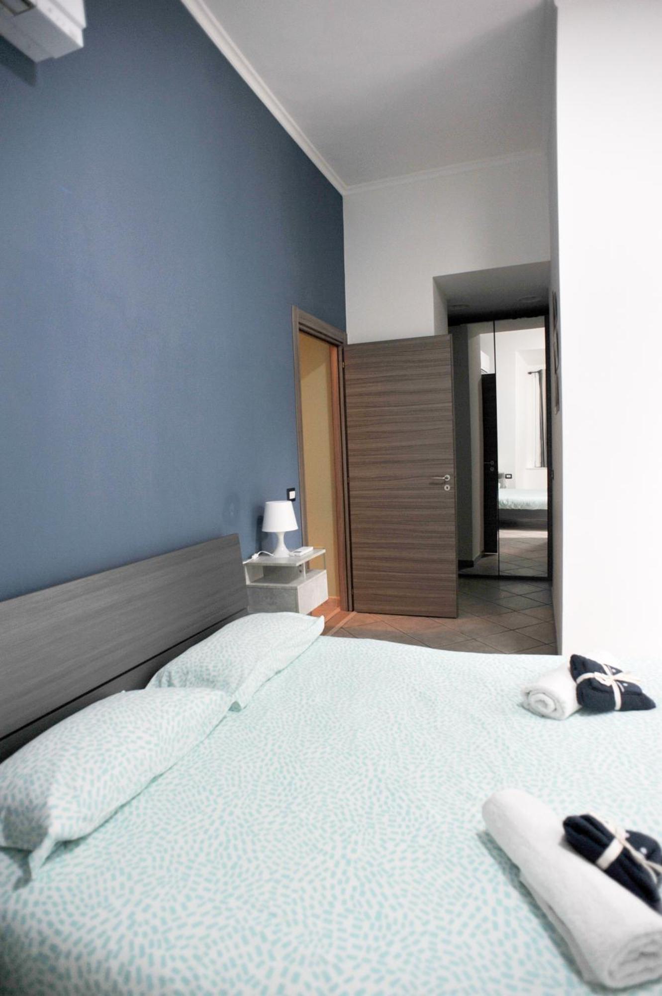 In Center Apartaments Salerno Ngoại thất bức ảnh
